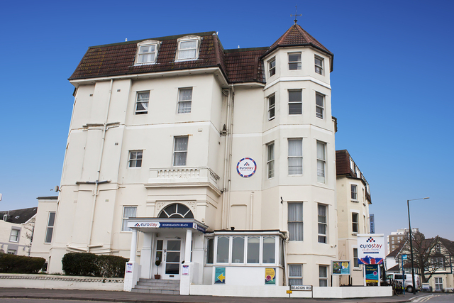 bournemouth_acc_eurostay-beach-student-hotel_03_preview_large